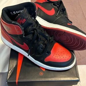 Air Jordans Retro Hi - Banned Size 5.5